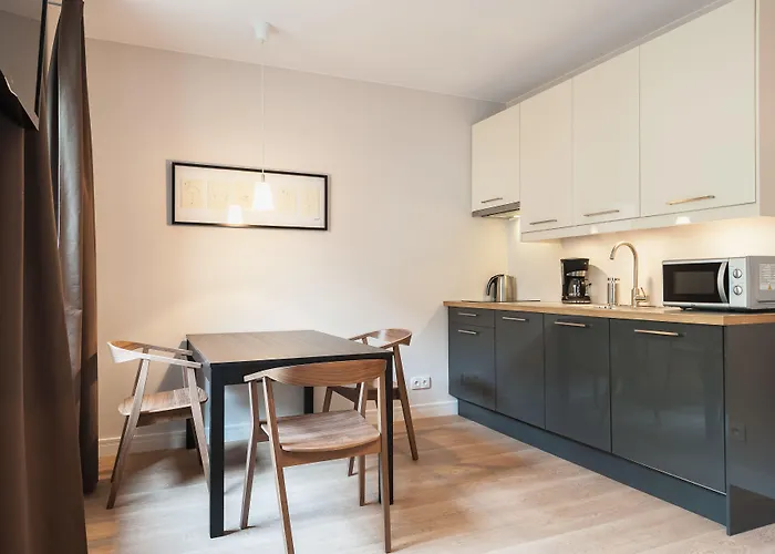 Exclusive Apart Otel 4*